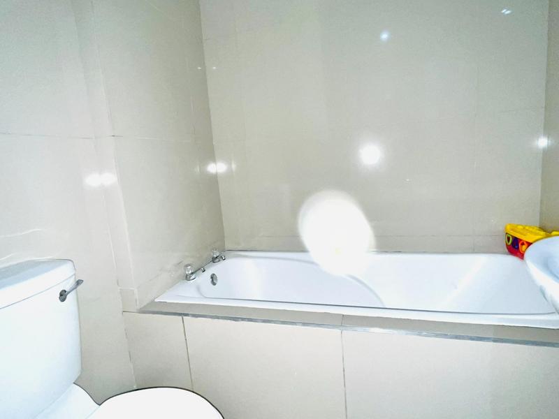 2 Bedroom Property for Sale in Thornton Western Cape